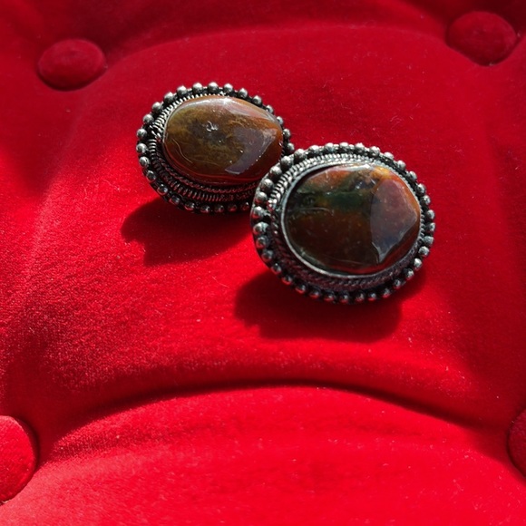 Natural Stone Clipon Earrings. - Picture 2 of 5